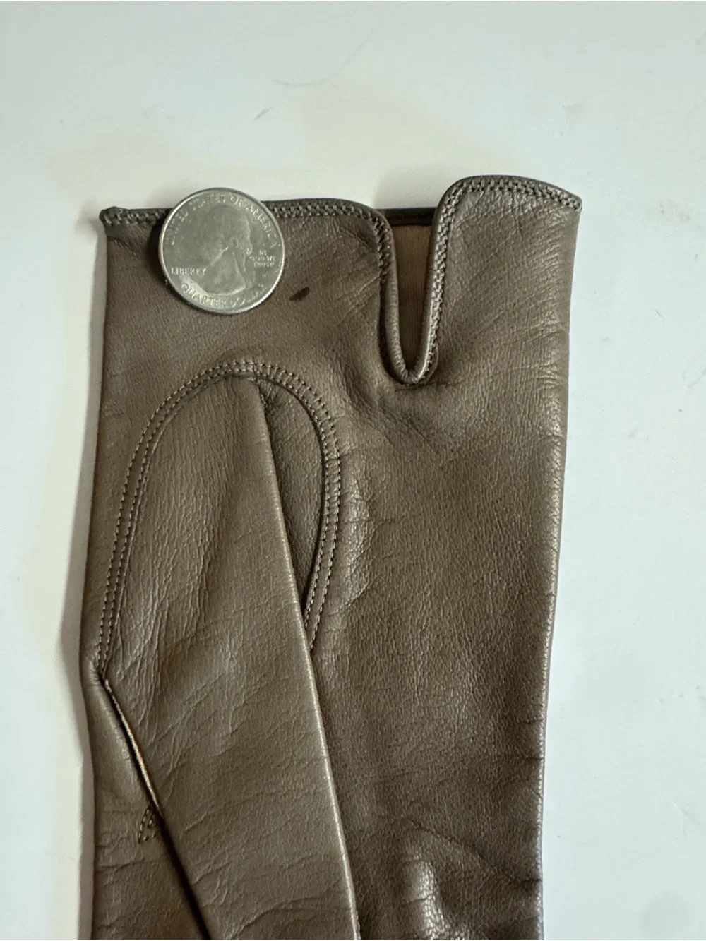 Vintage 50s Lord & Taylor Soft Brown Leather Gloves.Silk Lining.